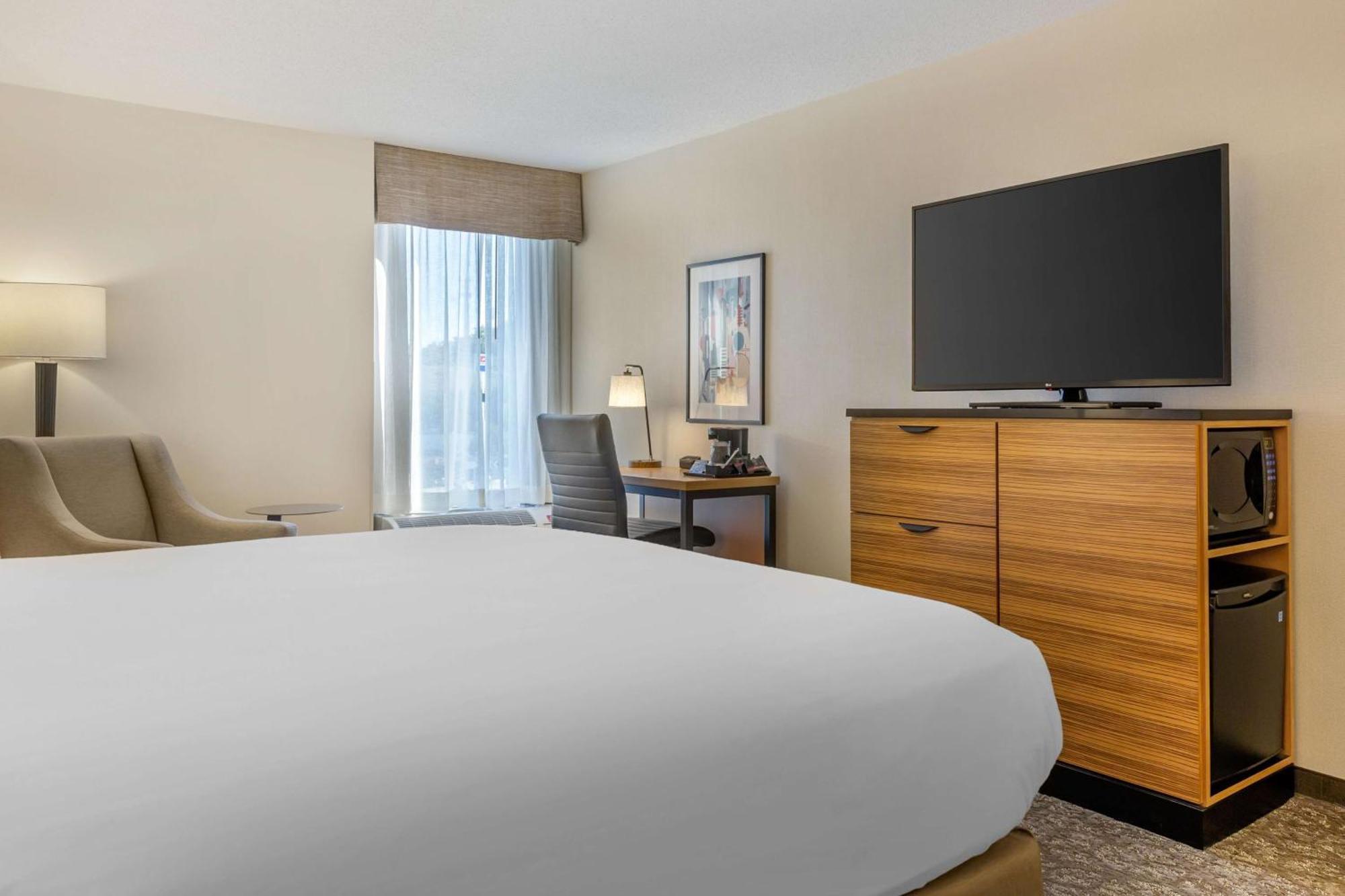 Drury Inn & Suites St. Louis-Southwest Valley Park Bagian luar foto