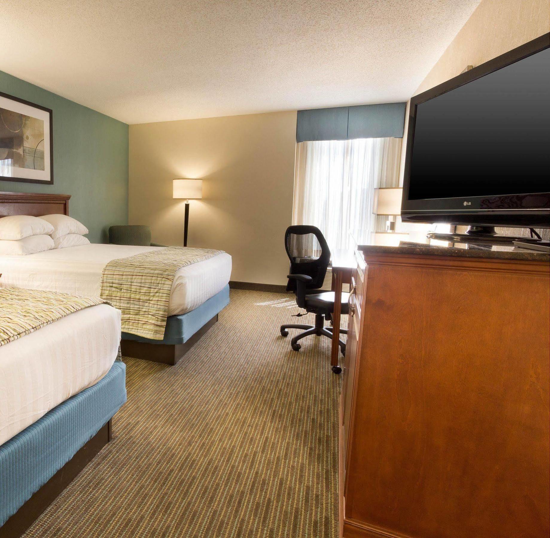 Drury Inn & Suites St. Louis-Southwest Valley Park Bagian luar foto